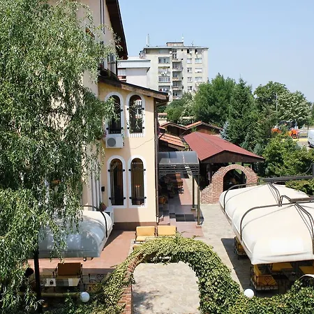 Hotel Villa Verde Ξενοδοχείο 3*