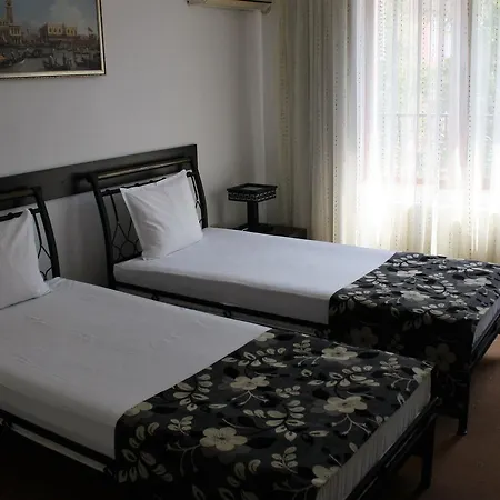 Ξενοδοχείο Hotel Villa Verde 3*