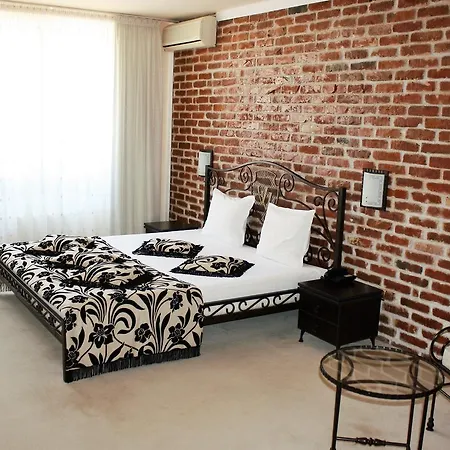 Hotel Villa Verde Ξενοδοχείο 3*